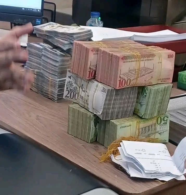 مكتب الإدارة التنفيذي tweet media