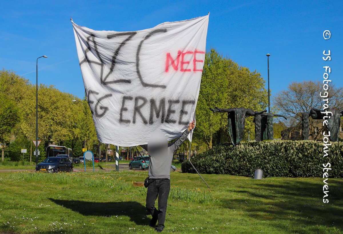 Demonstratie tegen azc in Apeldoorn