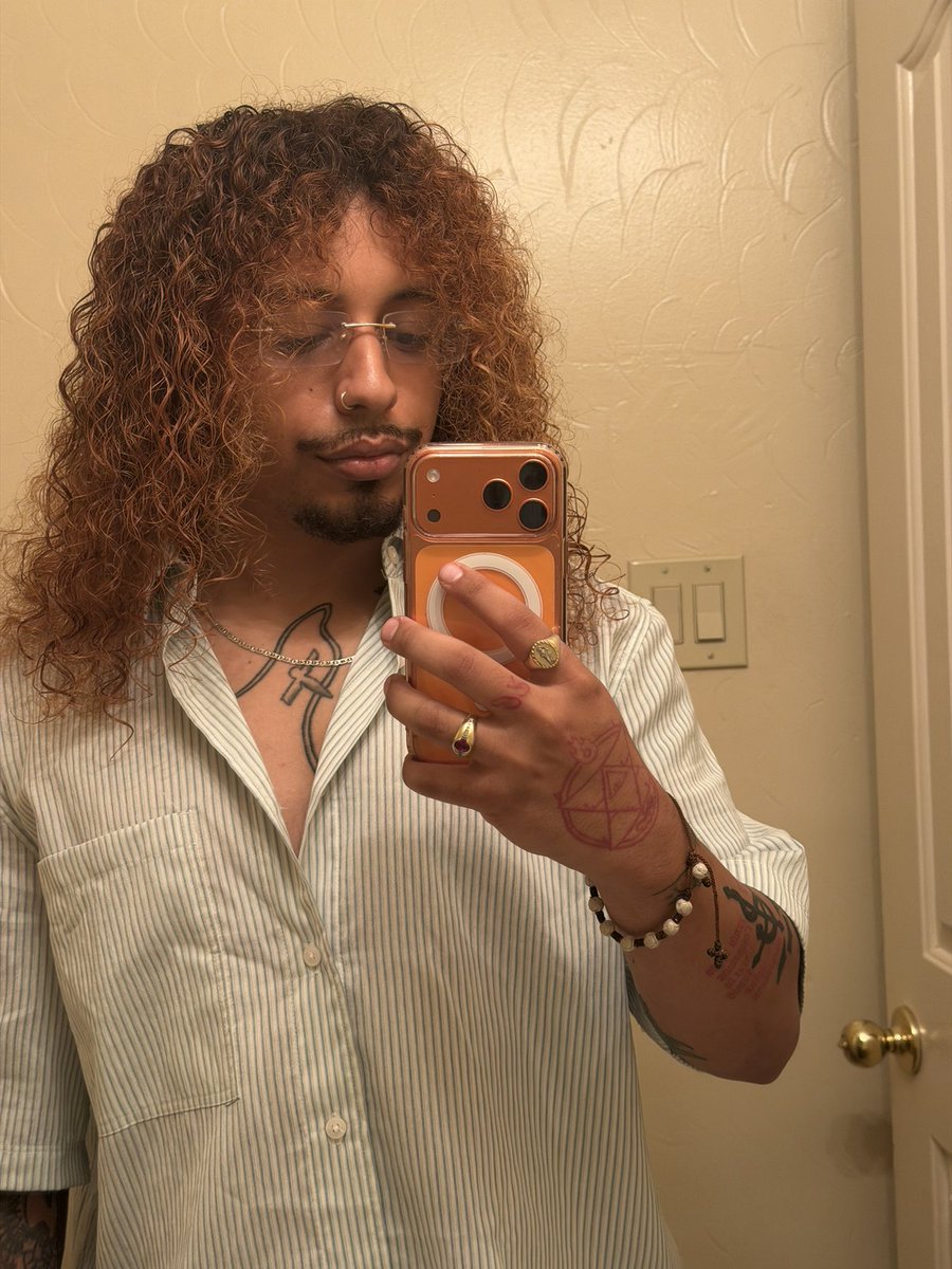 Cari🎯 tweet media