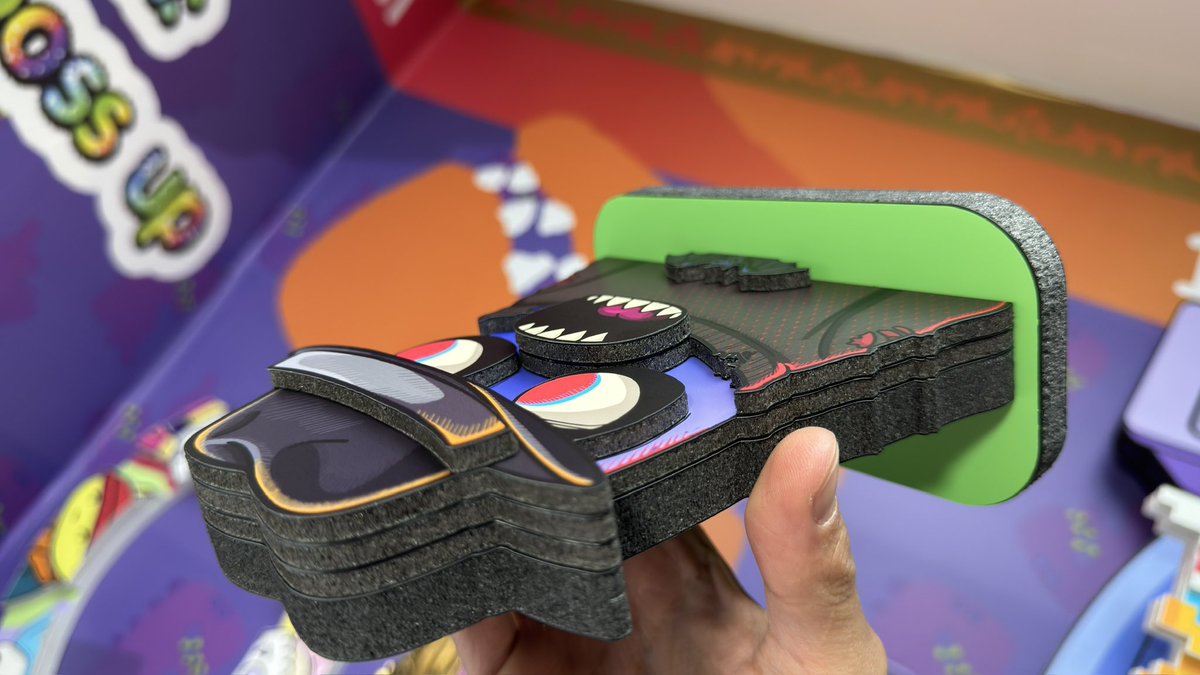 foami's tweet photo. NEW @penni_crypto SNEK PEAK 👀👀👀 IN MFING FOAM SOMETHING SOMETHING LEGENDARY FOUNDER SUPPORTING OTHER WEB3 ARTISTS 

NFTS ARE BACK https://t.co/nyZRgAhhI7