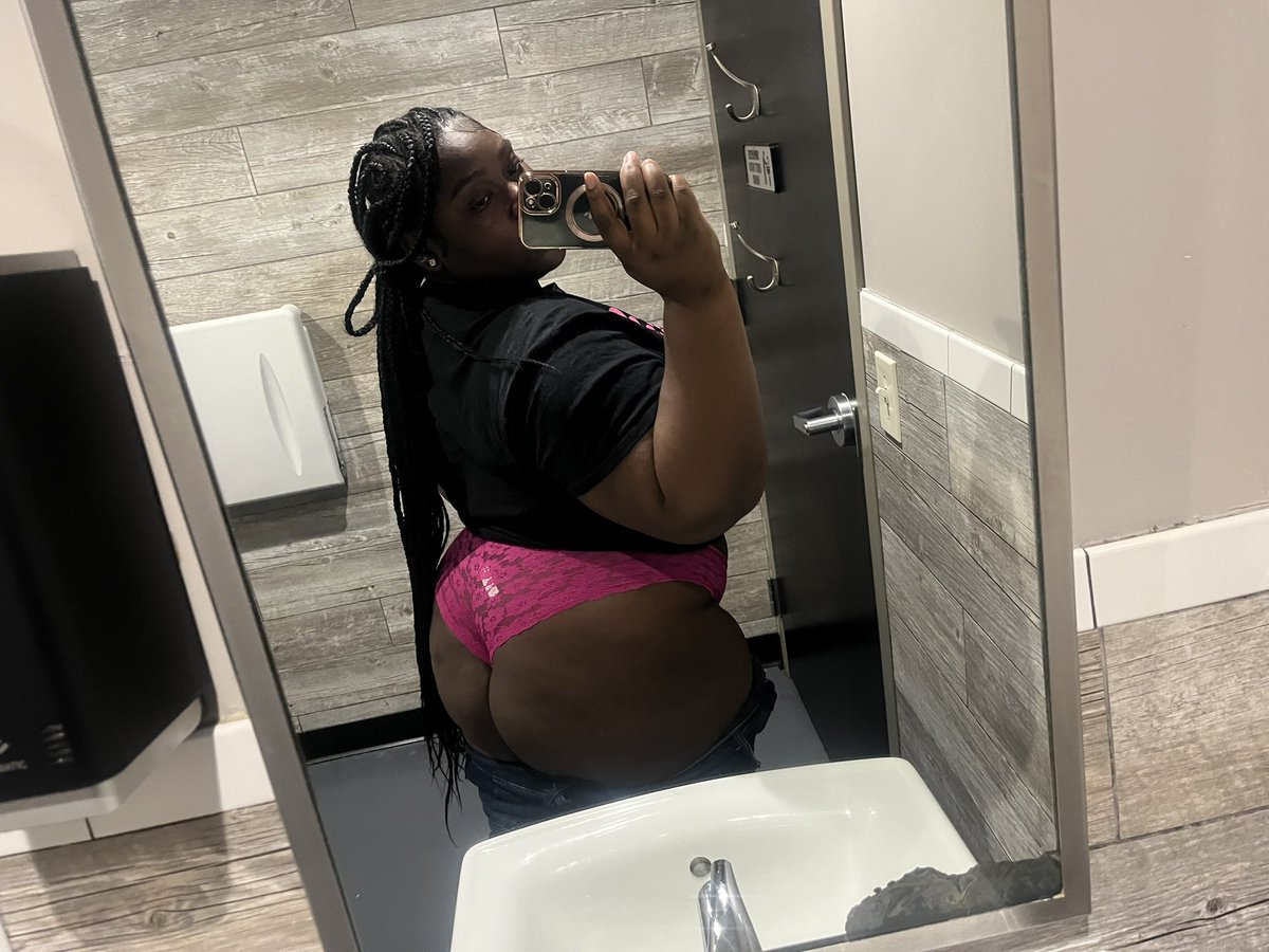 PRETTY PUSSY SAGE🌸💦 tweet media