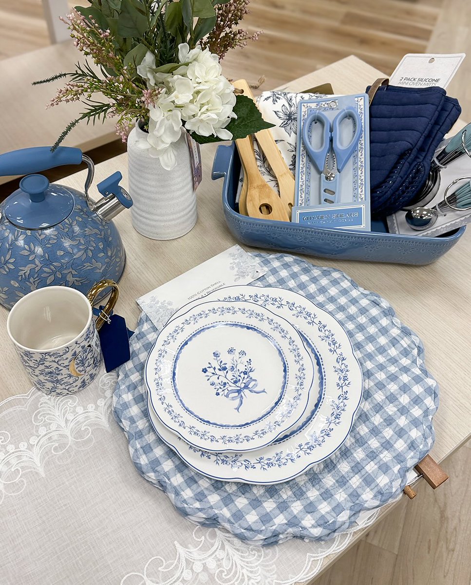 OneWestsideLA's tweet photo. @marshalls has all the essentials for spring hosting!  🍽️🩵

#Marshalls #OneWestsideLA #SpringHosting #HomeFavorites https://t.co/V9rasTnmRr