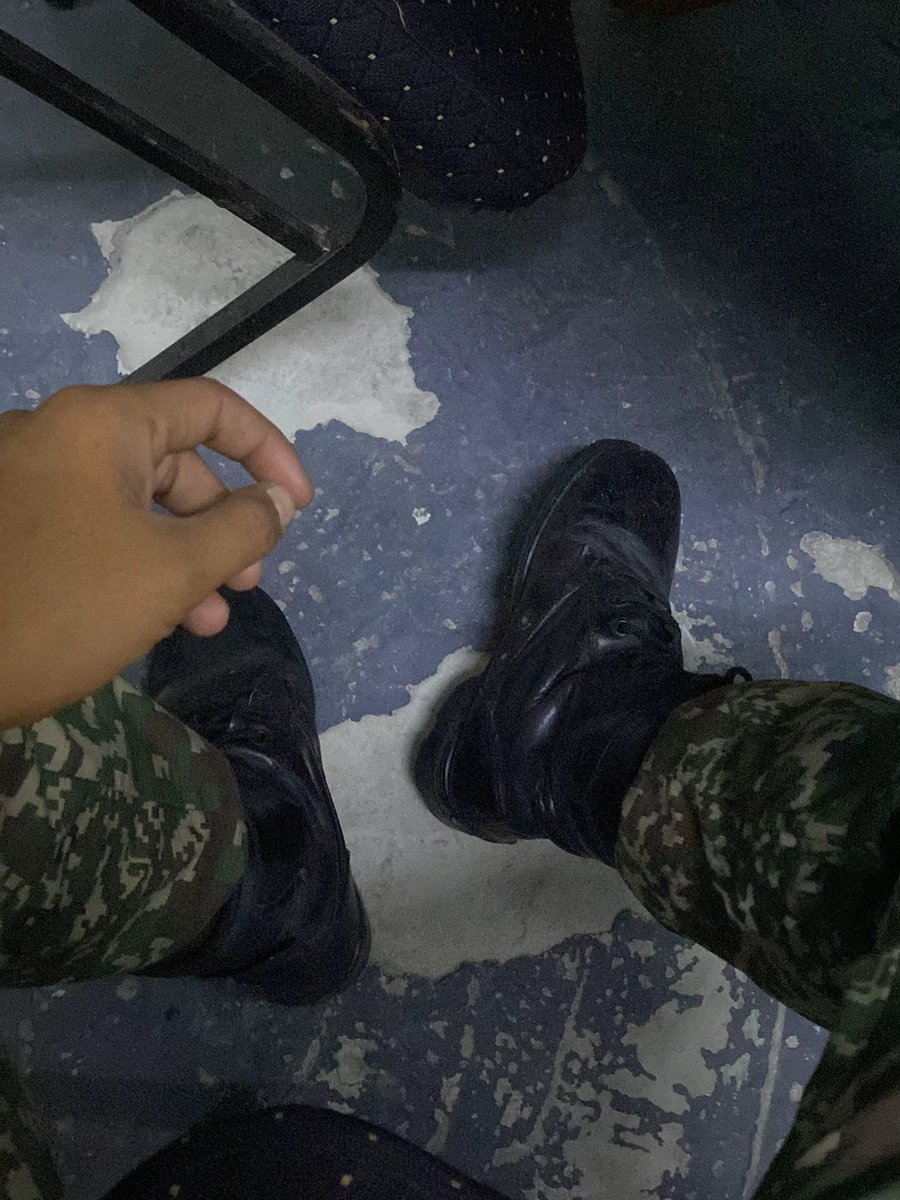 V🆔_05 tweet media