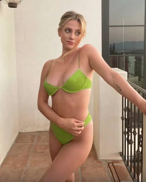 jane Lili Mia tweet media
