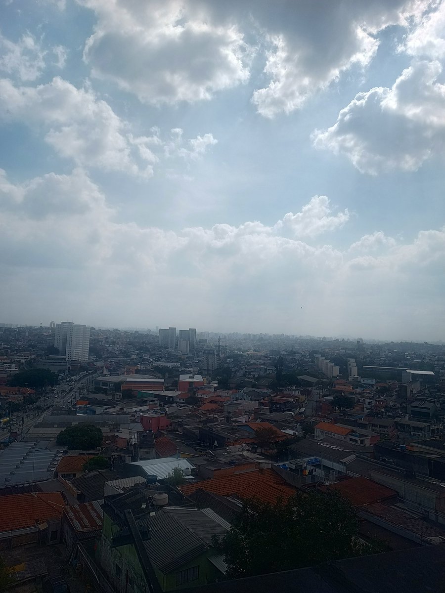 Estou exatamente no ponto mais alto de são Paulo na zona sul. 

No topo de um prédio 😬