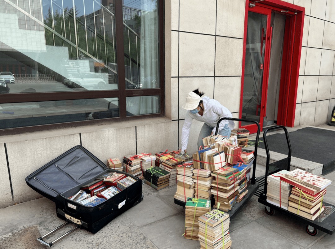 Julia Lau tweet media