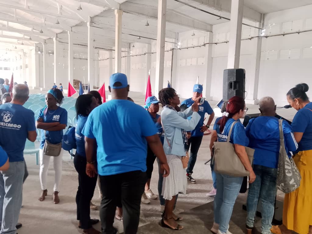 LaraTranscargo's tweet photo. #MiFirmaPorLaPatria.  Los trabajadores de TRANSCARGO reafirmamos nuestro compromiso con la soberanía, la independencia de Cuba y la defensa de nuestra patria. https://t.co/dLgZpOAJZ6