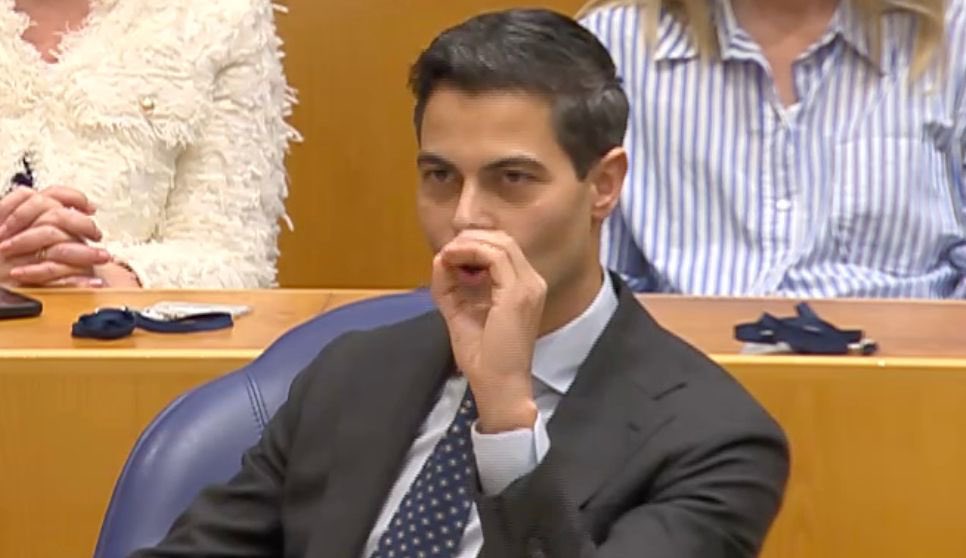 Cora Baart tweet media