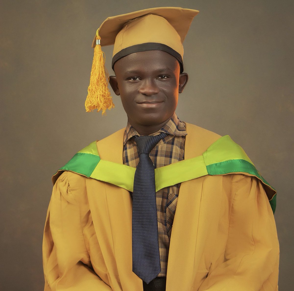 F Ọ L Ú 🚀 tweet media