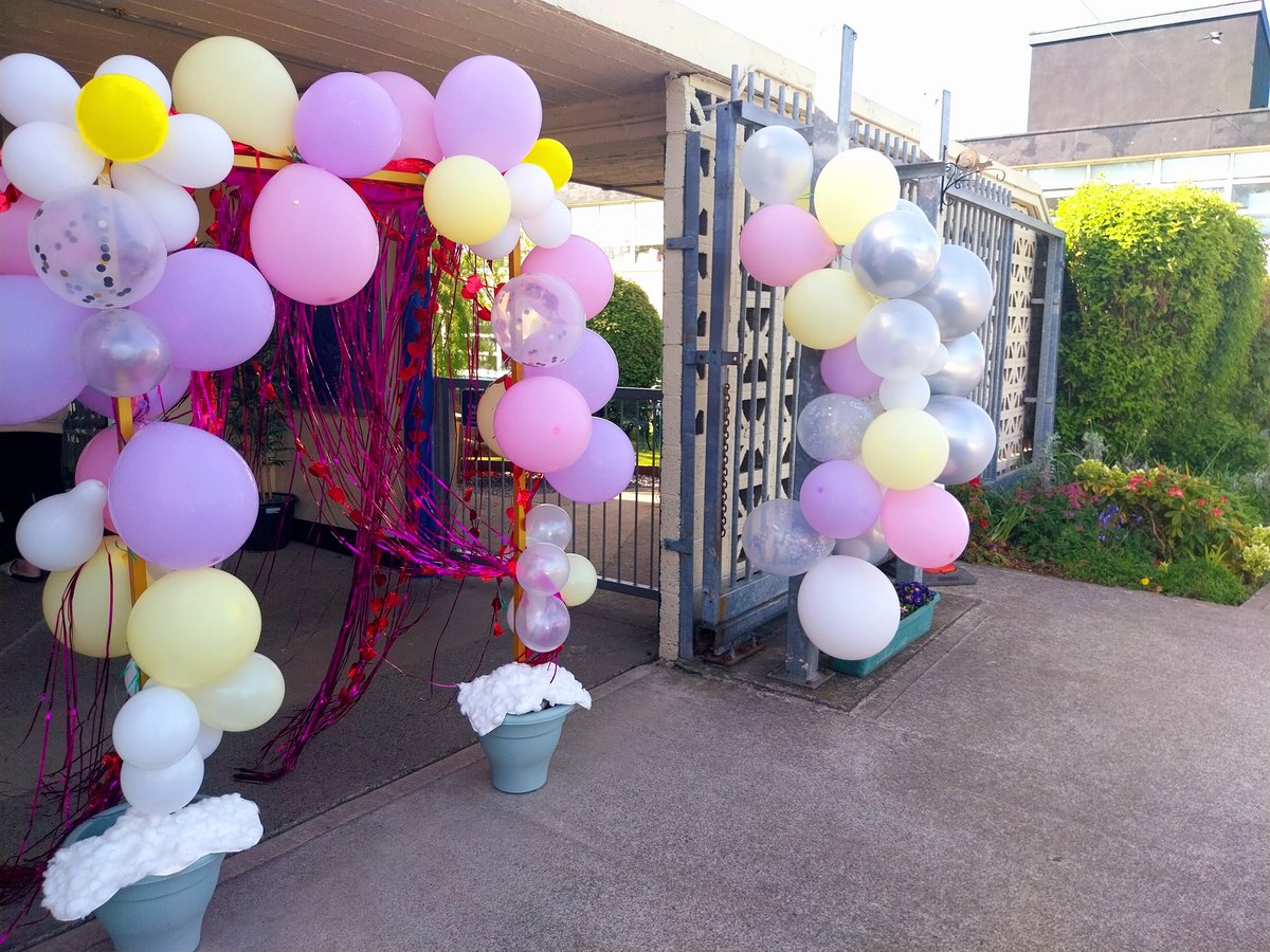 snpballyroan's tweet image. All systems go for the PA Disco this tonight! #partytime