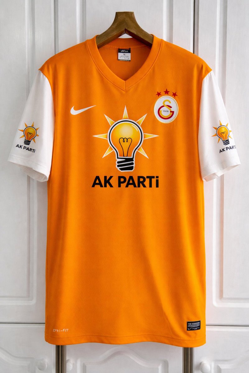 Lacivert Plus tweet media