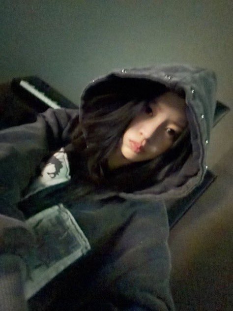 Minju France tweet media