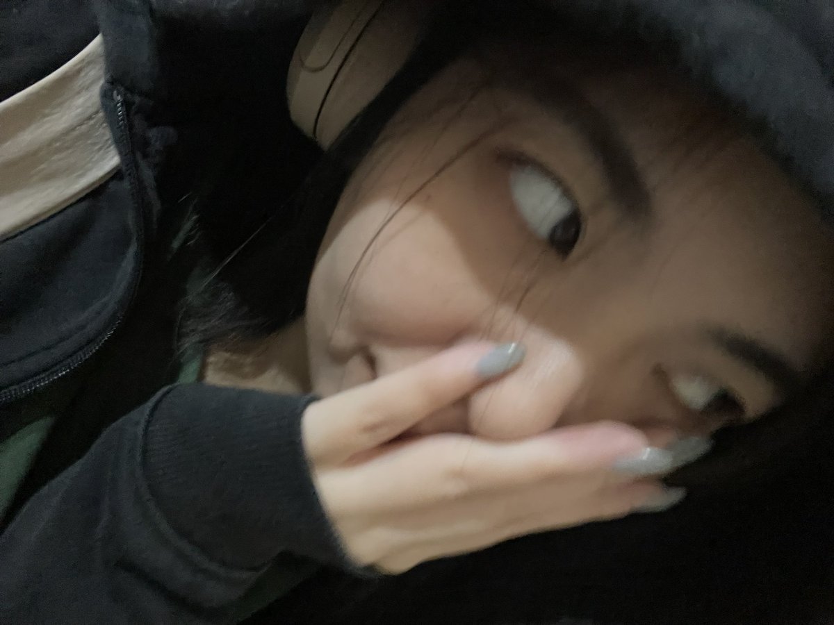 ZX_404unknow's tweet photo. 這場雨根本就是為了我的錢包而下（？ https://t.co/4jdZXUF1kk