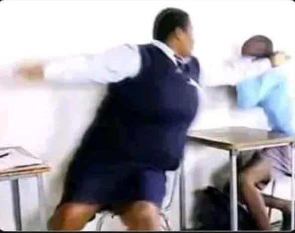 "Mamangu aliniambia alisoma na wew.."