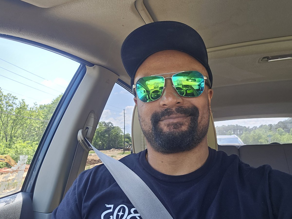 Marcus Hall tweet media