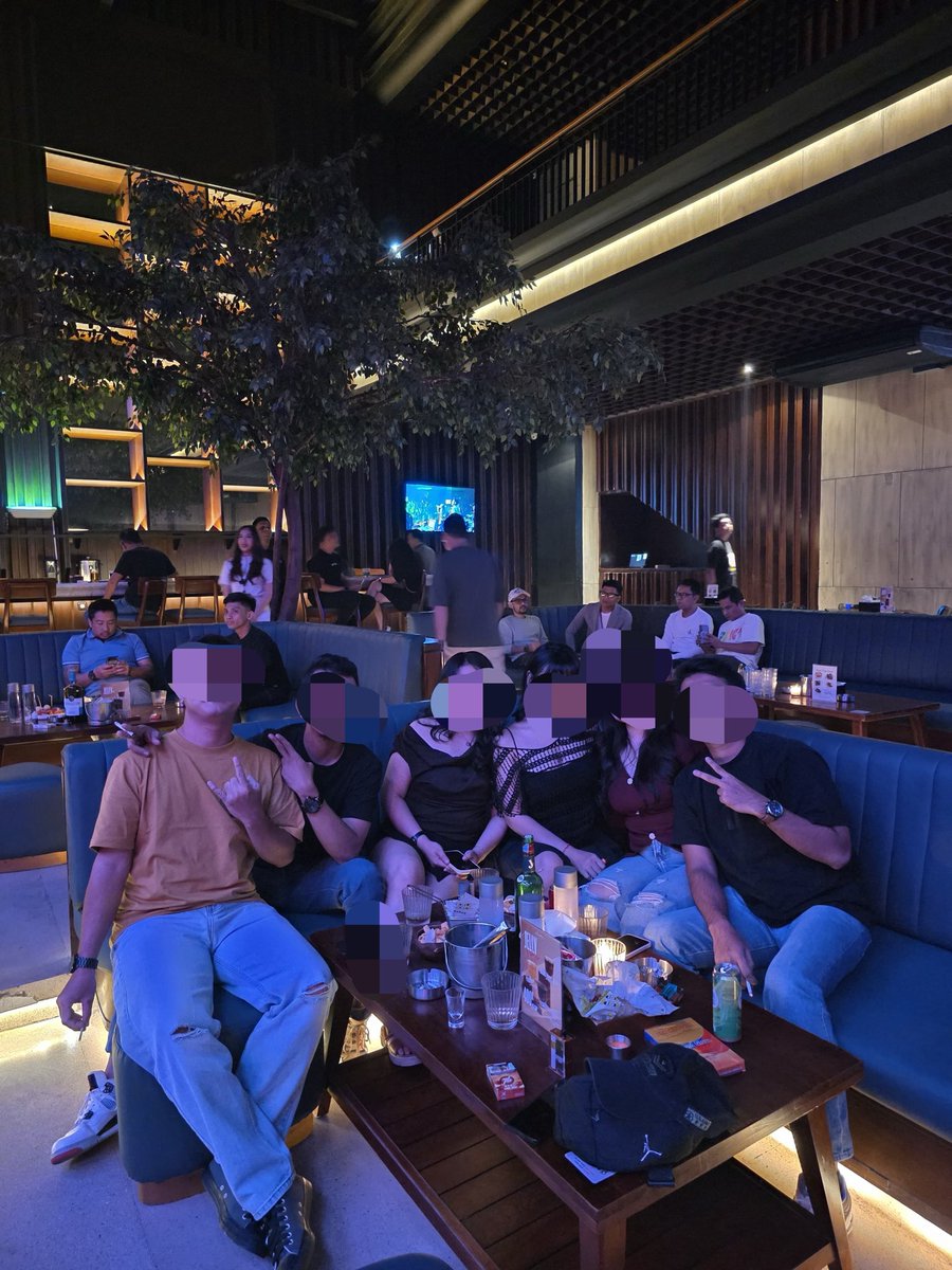 Hanabi3Hanabi's tweet photo. RECEHHH !!!! 🥰😆
@intimatee90 @ZaporeGC  @berlian1237 https://t.co/D6kIQaoOzF