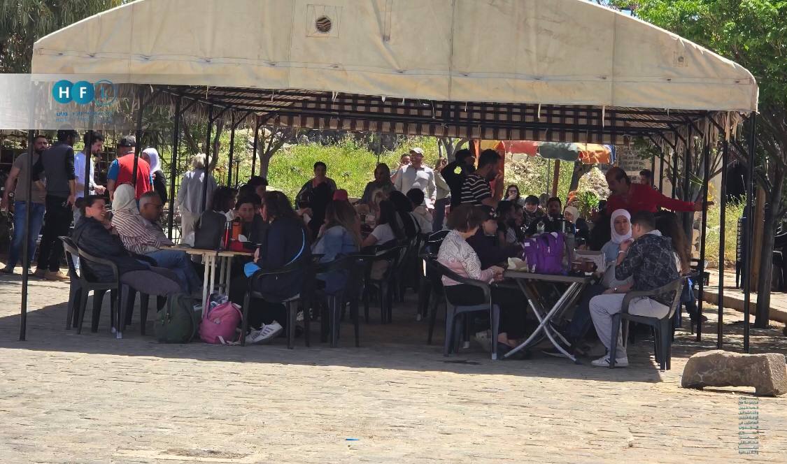 QalaatAlMudiq's tweet image. #Syria: it's not even peak season, but Bosra (E. #Daraa) is already seeing a steady flow of local (Friday) &amp;amp; foreign tourists.