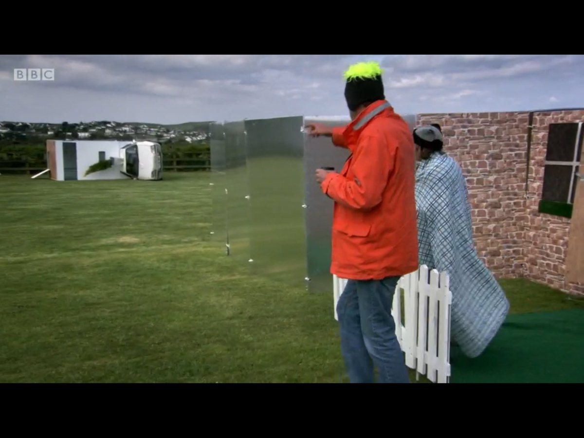 topgear_quoter's tweet image. I promise you, Hammond, it was worse for me.

How can it be worse for you? The roof fell in on my library.

I promise you it was worse for me.

What's worse than that?

Oh, yeah. That's worse.

#TopGear