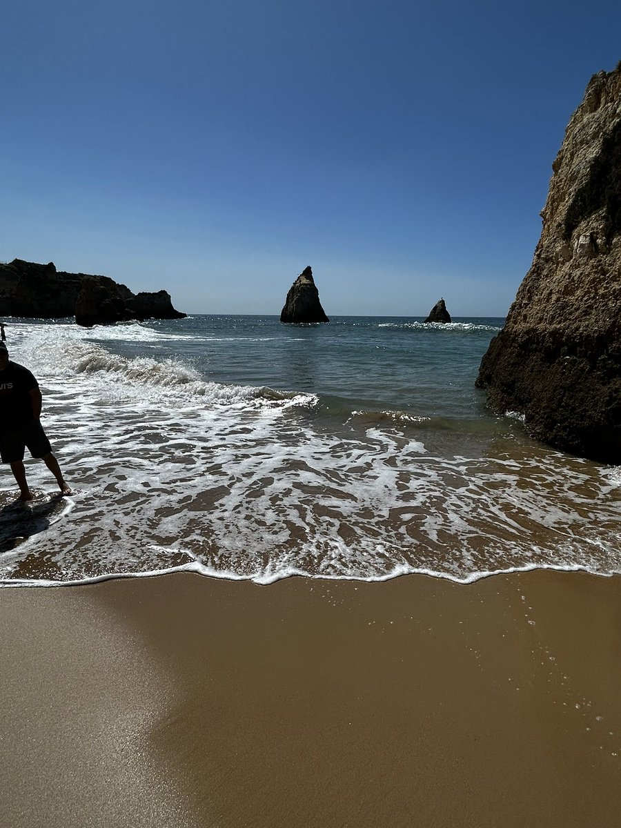 🍷🏖️Tony⚽️🍷✈️ tweet media