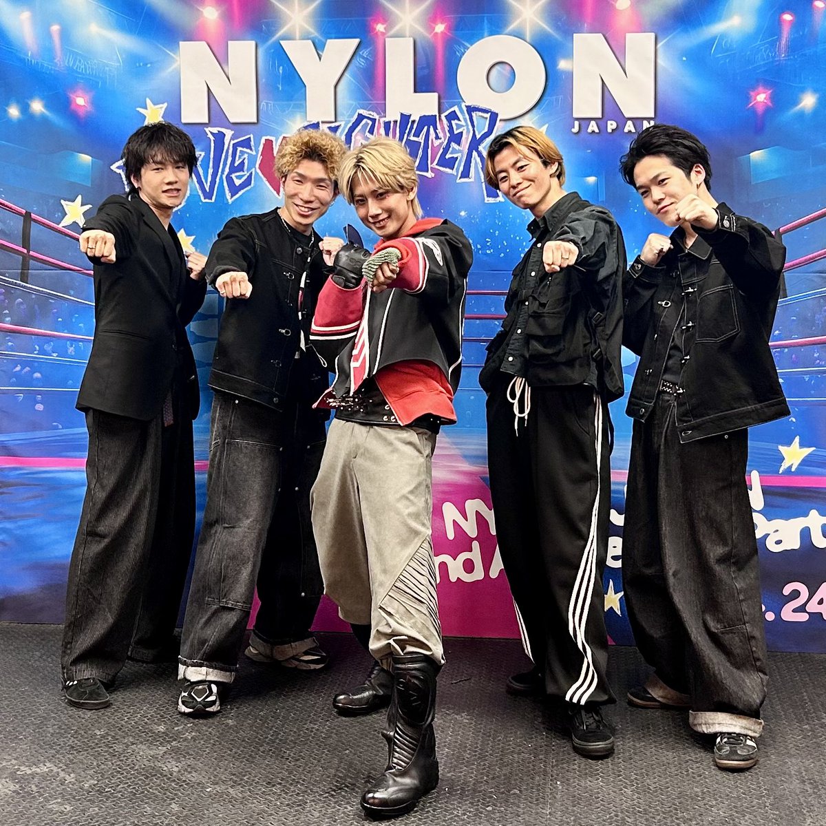 suzuryo_staff's tweet photo. 観にきてくださった皆さん🫶

今夜はいつもとは違ったパフォーマンスを見せられたのではないでしょうか！

皆さんのおかげで最高の夜になりました✨
歓声もしっかり届いてました〜😆

ありがとうございました❣️❣️

#鈴木凌
#NYLONJAPAN22ND https://t.co/LOiS7wQqGo