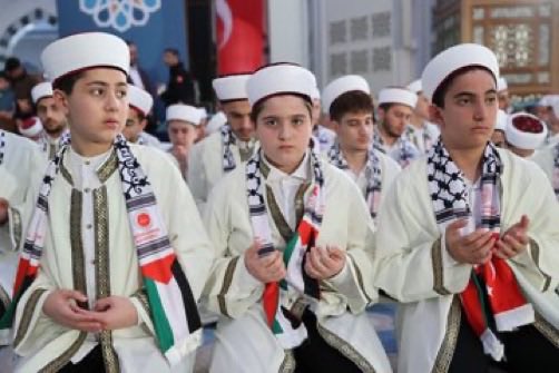 ramazancan0071's tweet photo. Cumhurbaşkanımız Sayın @RTErdogan Çamlıca Camiinde 333 minik hafızımızın icazet merasimine katıldı... https://t.co/YXlPdjdKmd