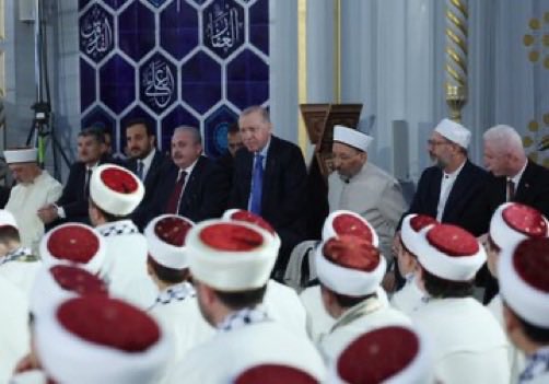 ramazancan0071's tweet photo. Cumhurbaşkanımız Sayın @RTErdogan Çamlıca Camiinde 333 minik hafızımızın icazet merasimine katıldı... https://t.co/YXlPdjdKmd