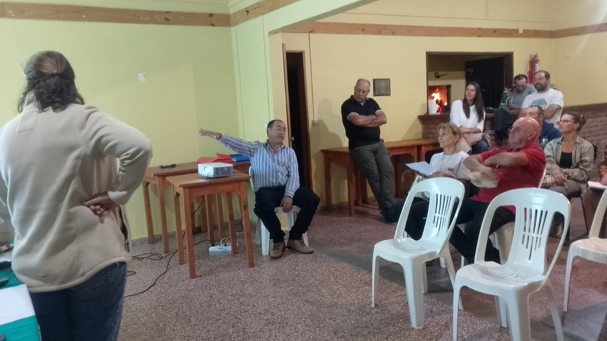 PlanAgro's tweet image. #Ayer en📌SFR de Solís de Mataojo, Lavalleja

En el marco de la #MDR 
Charlas
✔️Tecnologías planificación #parición #ovinos
🗣️Ing. Marcos García Pintos @SUL_UY
✔️Decisiones #manejo #sanidad #vacunos
🗣️Dra. Betina Cóppola #PlanAgro

@MGAPUruguay @INC_Uruguay #Procría