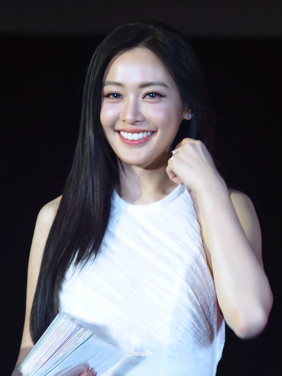 ป๊อกแป๊ก24 เมษาลางานไปดูFulfill🤓 tweet media