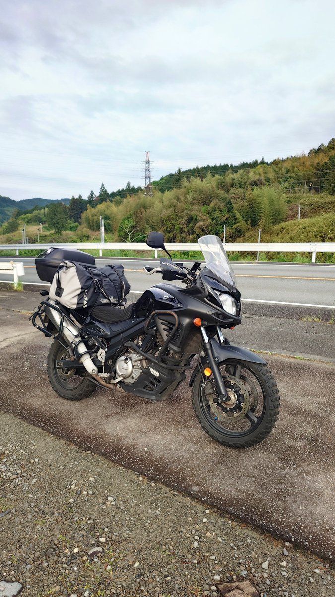 ピースしようぜv(･∀･)yaeh! tweet media