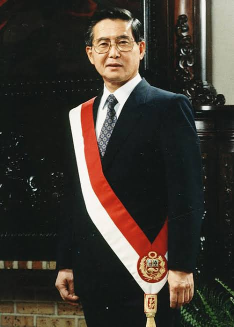 Alberto Fujimori, el mejor presidente de la historia:
- Encarceló terrucos.
- Venció la hiperinflación.
- Pagó la deuda externa.
- Desmontó el estatismo velasquista.
- Logró Paz con Ecuador.
- Más colegios y postas médicas que todos los presidentes.
- Liberador de secuestrados.