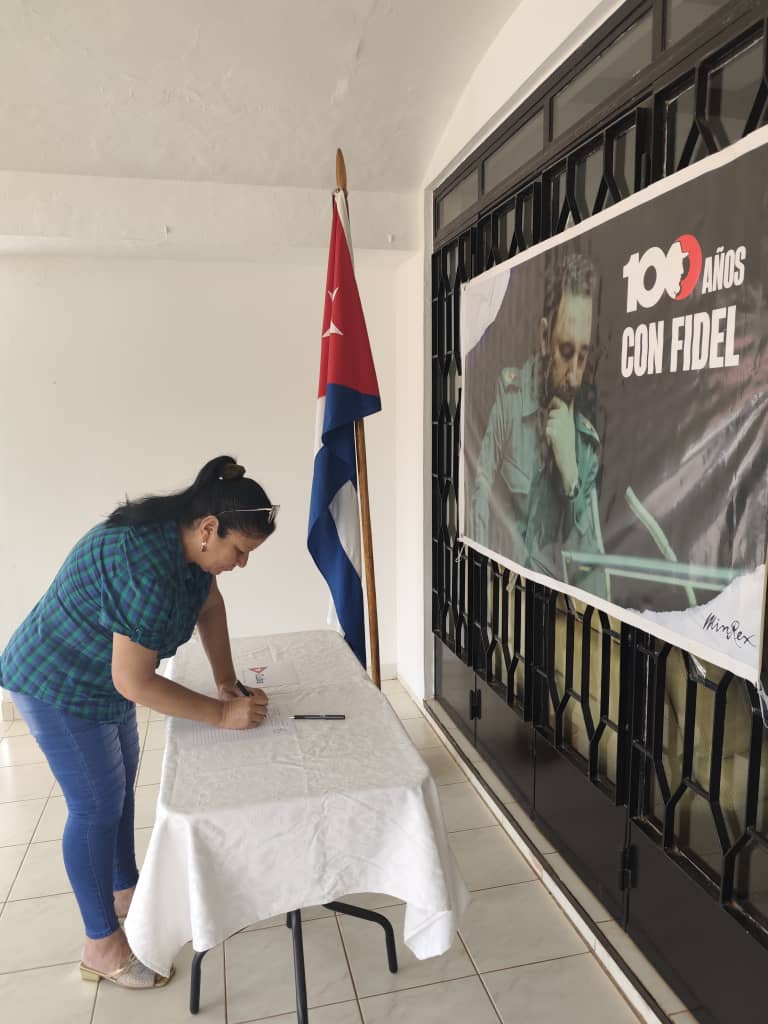 Embajada de Cuba en Burkina Faso tweet media