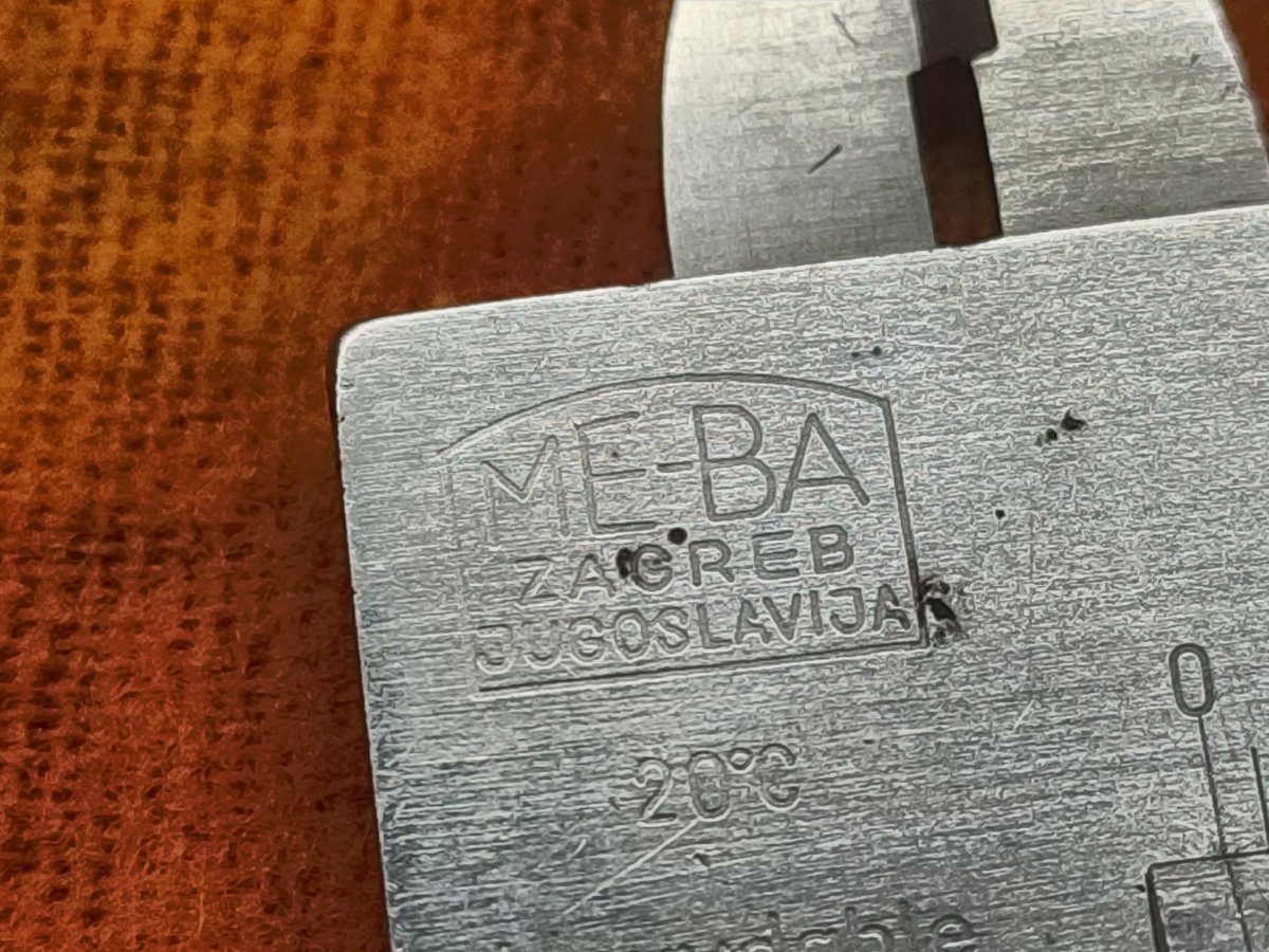 AleatorioMakoto's tweet photo. Meba caliper. Feito na antiga Yugoslavia do tempo que existiam os países sob esfera soviética. Esse era do meu pai e eu redescobri ele hoje e estou limpando. Foi feito em zagreb e pelo que pesquisei são alta qualidade. #caliper #zagreb #meba #yugoslavia #croatia https://t.co/2zSSTQAHTf