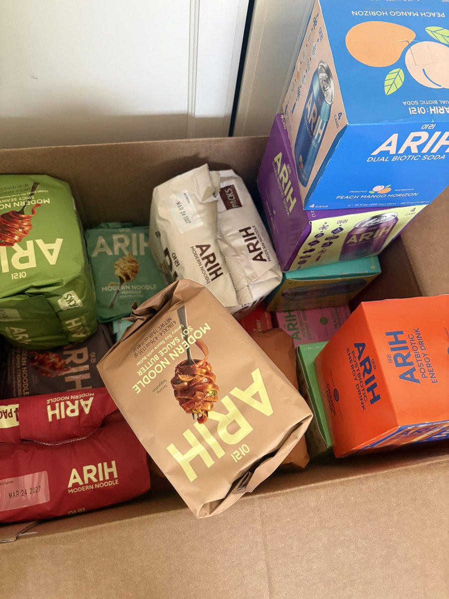 ☀️JustBTSThings10 (ia) tweet media