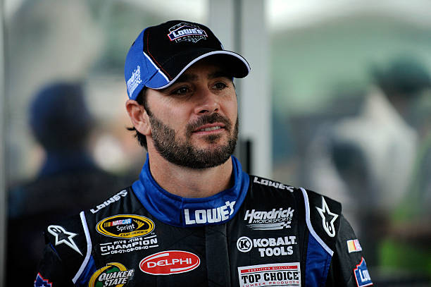TanorCampos's tweet image. Jimmie Johnson's Final 2011 Season Stats

Wins: 2
Top 5's: 14
Top 10's: 21
Poles: 1
Best Finish: 1st place (Twice)
Laps Led: 1,115
DNF: 2
Average Finish: 11.9
Final Points Finish: 6th Place

#NASCAR