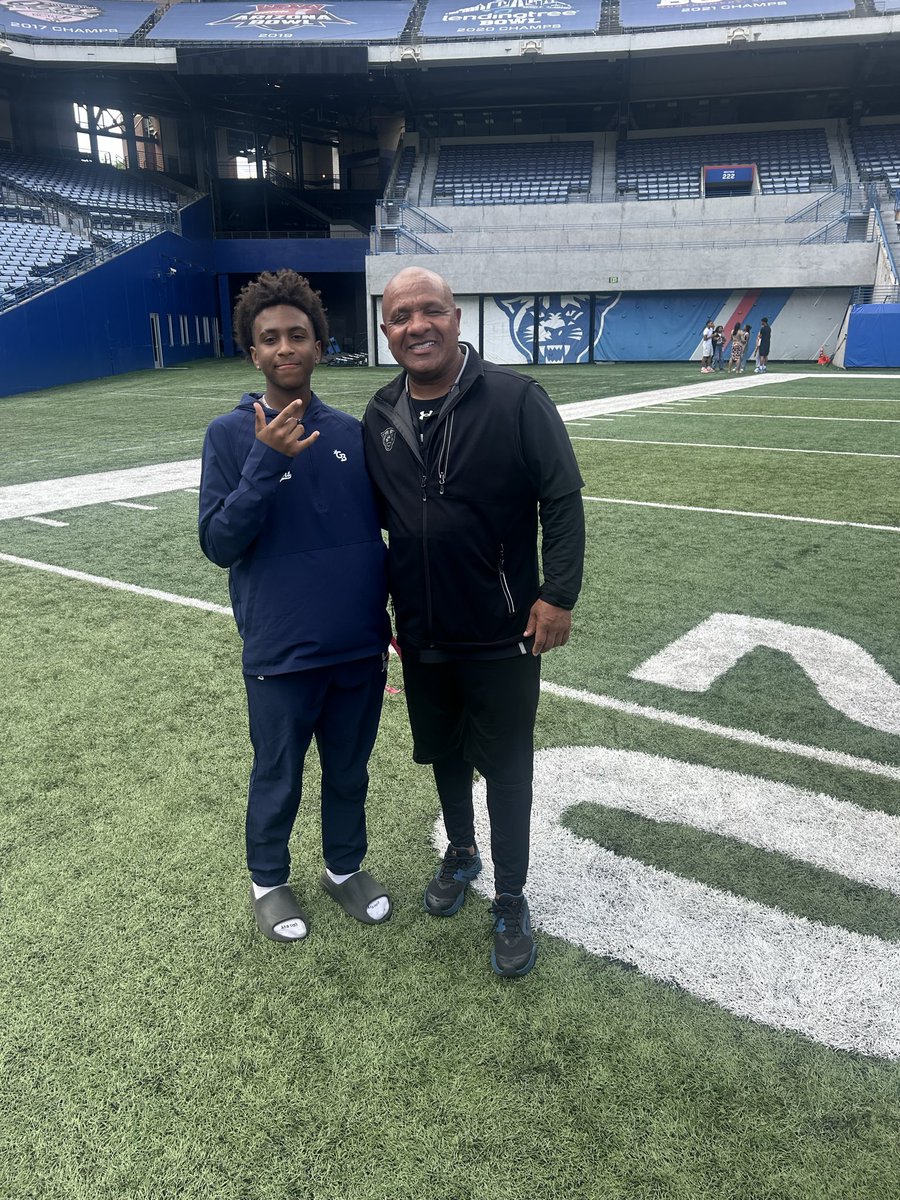 Noah Ferrari 2029 DB/WR tweet media