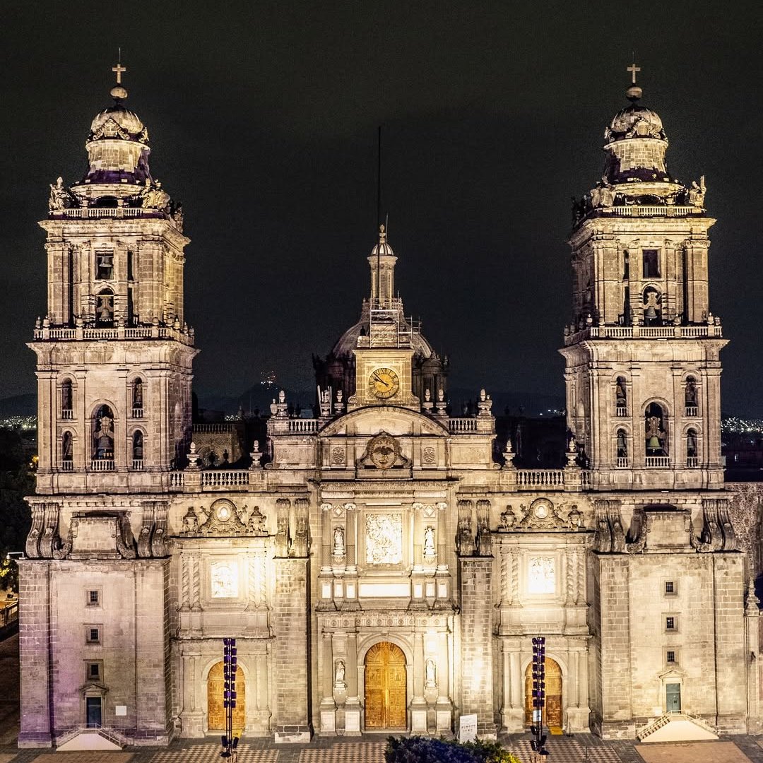 Mexican Catholic Aesthetics tweet media