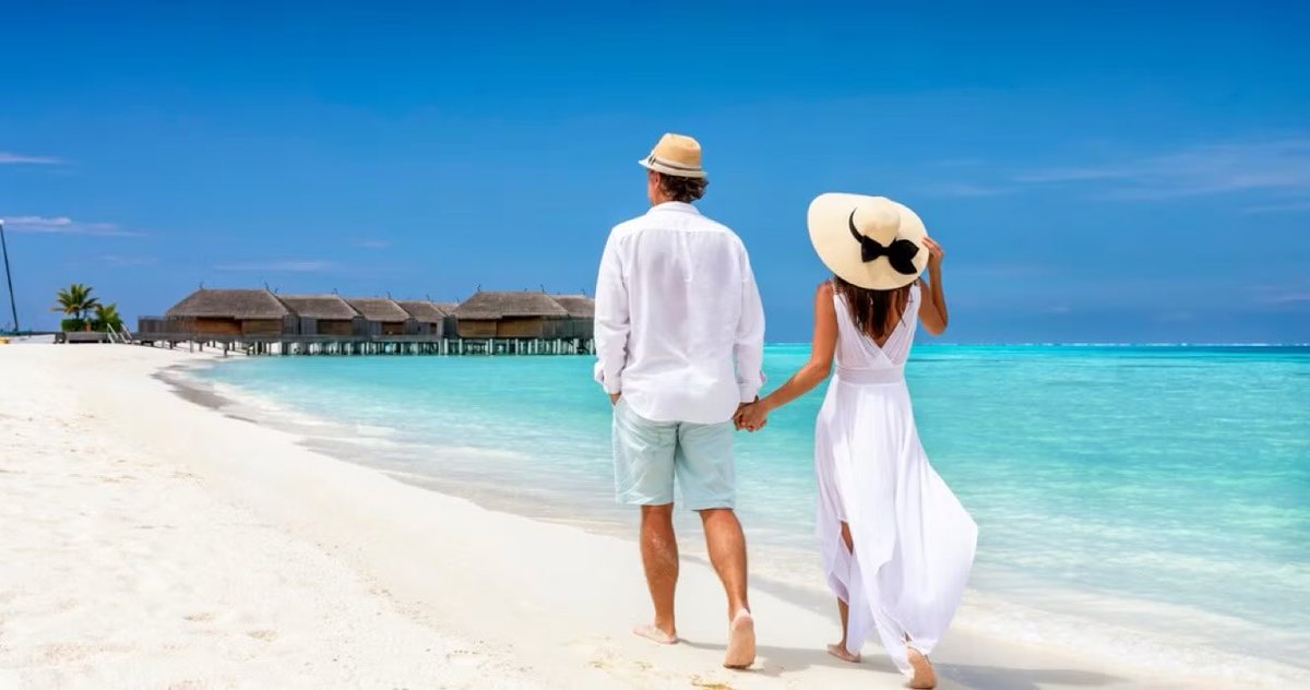 BoomBuzzCollec2's tweet image. Looking for #honeymoon ideas? If so there may be something in this list of interest = viator.com/en-AU/searchRe…