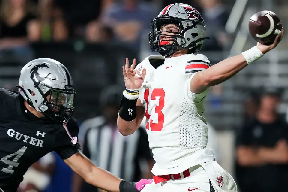 BREAKING: Four-star QB Colton Nussmeier transfers from Flower Mound Marcus to 3-time state champ Denton Ryan.
Nussmeier is rated the 14th-best quarterback in the nation and has a lot of big-time offers.

Read: dallasnews.com/high-school-sp…

#txhsfb <a href="/coltonnussmeier/">Colton Nussmeier</a> <a href="/SportsDayHS/">SportsDayHS</a> <a href="/dctf/">Dave Campbell's — TexasFootball.com</a>