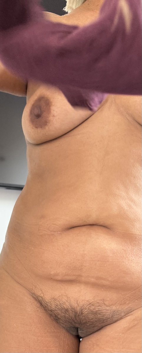 pareja. en los 50s. tweet media