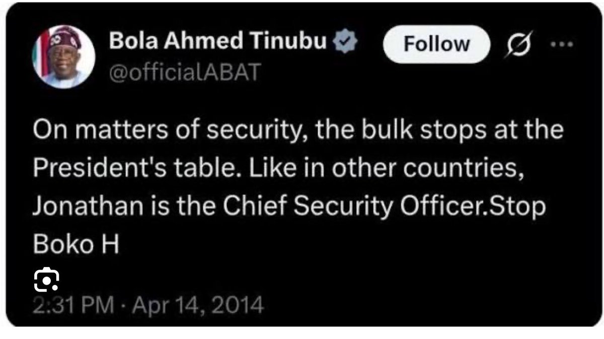 BiaPulse's tweet image. 🚨 Obafemi George says the security of Nigerians is NOT the responsibility of President Tinubu.

But in 2014, Tinubu himself said the security of Nigeria rested squarely on the table of President Goodluck Jonathan.

So which is it? Hypocrisy at its finest. 👀
#Tinubu #Nigeria