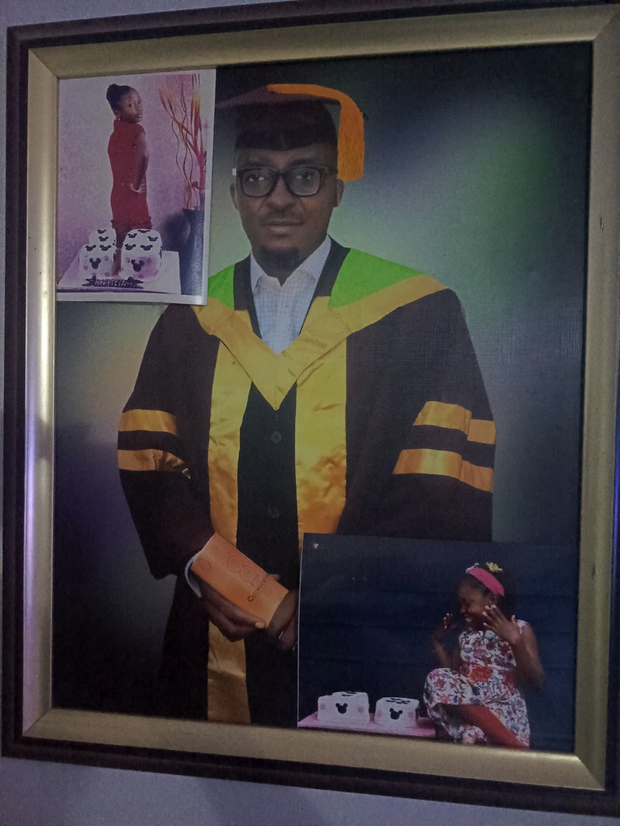 TayoOlowokere's tweet photo. Let me post my @lautechofficial grad picture.
#yearsback
#mbaclass https://t.co/685vsEcUBf
