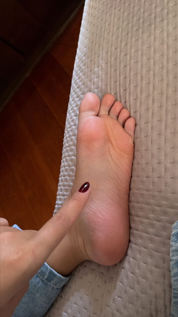 lullypackspe's tweet image. Solinha pra vocês…. Quem aí quer fazer uma massagem? 

#pack #pe #pezinho