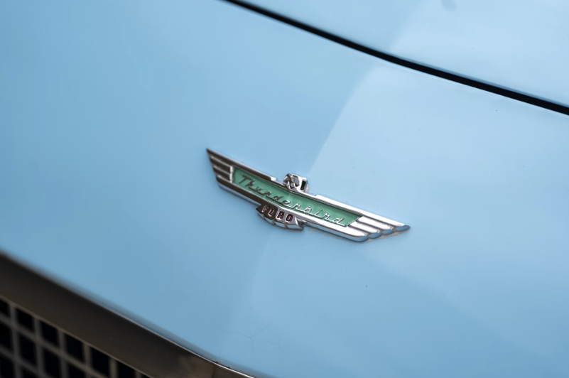 Mecum Auctions tweet media