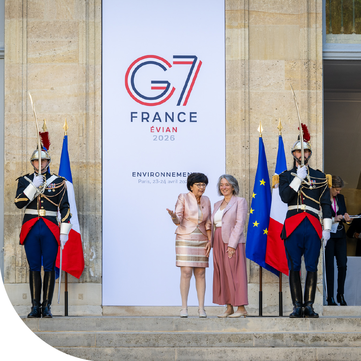 environmentca's tweet image. 1/2 Canada advanced #climate, environmental and #nature priorities, while supporting a strong, sustainable economy, throughout multiple international engagements during the #G7 in Paris.