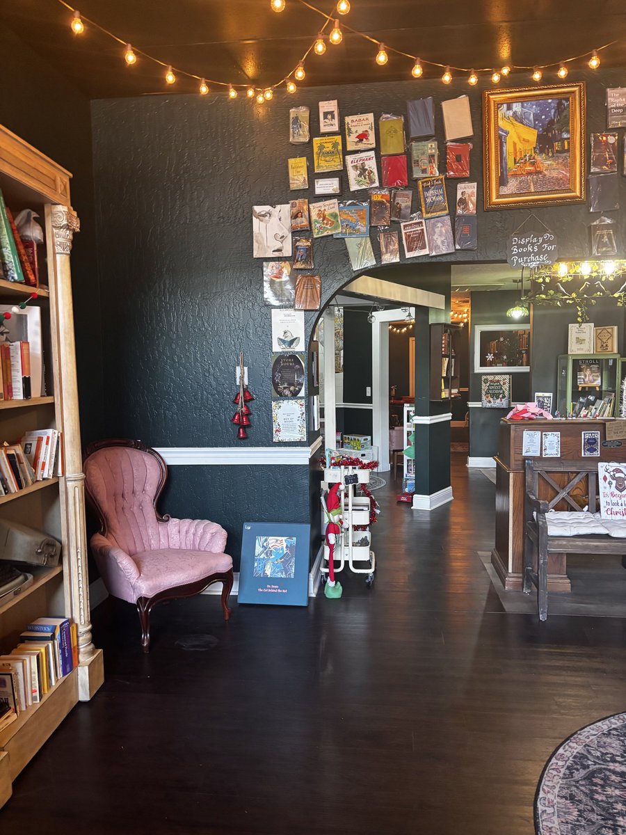 Rebecca 📖 tweet media