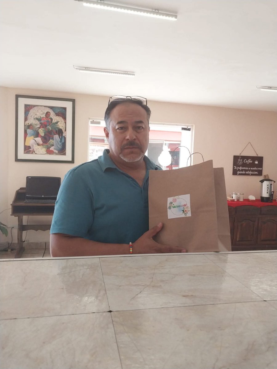 lafuentesalt's tweet image. Mientras algunos aún lo dudan, otros ya están ganando👀 

Hoy el premio ya tiene dueño😁
🎉 Carlos 🎉Otro nombre que se suma a la lista de ganadores reales🎁

Sin historias complicadas, sin esperar demasiado❌
Solo gente participando y llevándose los premios🔥

#ganador #regalo