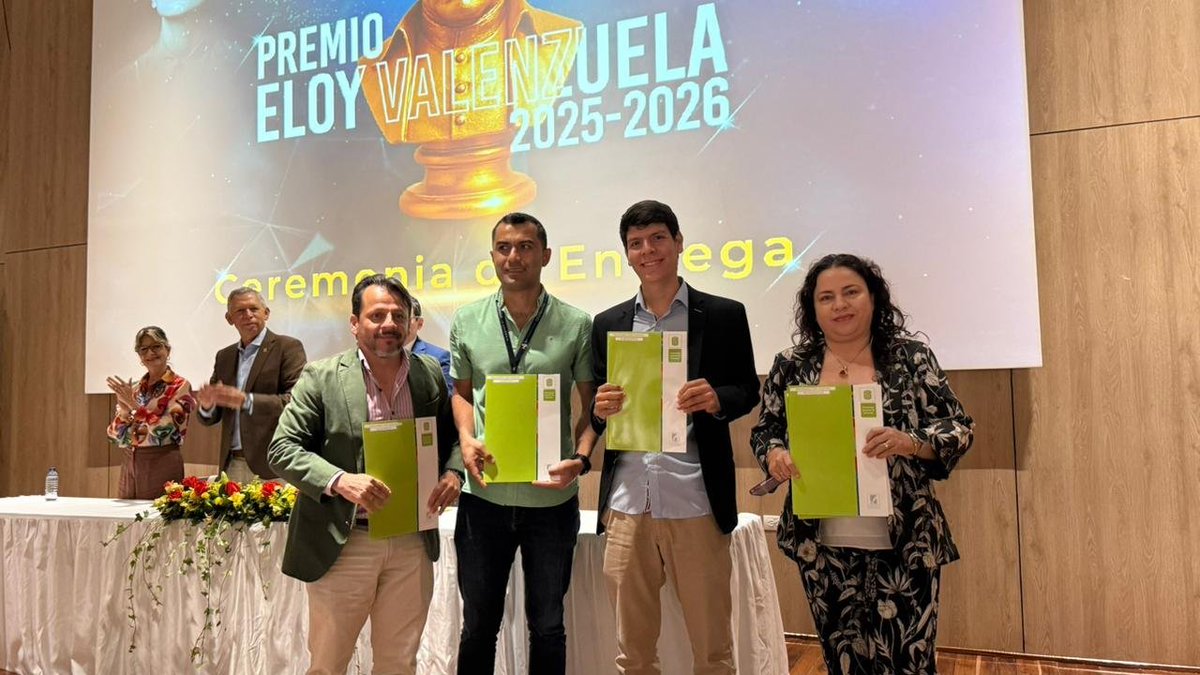 Escuela Medicina UIS tweet media