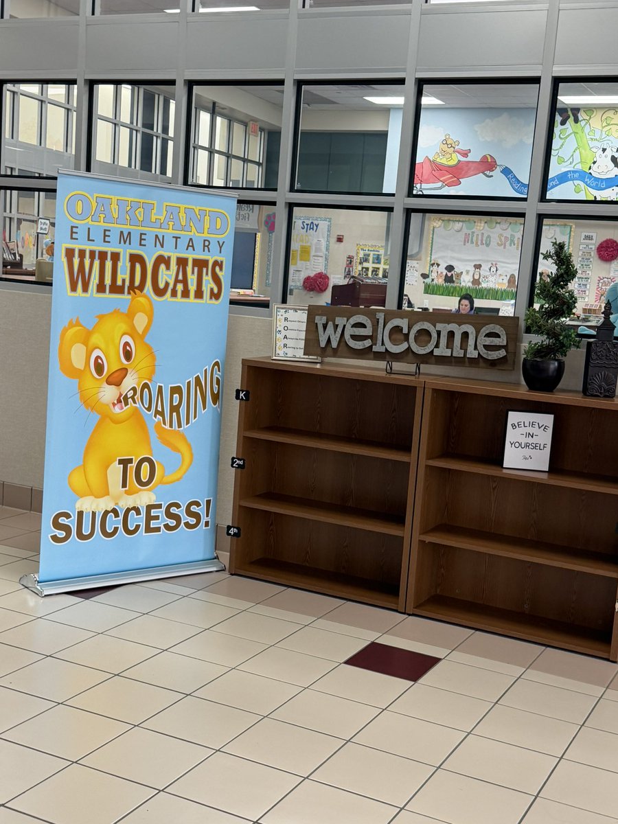 TrenaeHill's tweet image. Important to have affirmations for kids! Oakland ES students, staff and leadership - keep pushing! Almost there! #ContinuousImprovement #💙 @SSaenzPhillips @OE_Wildcats