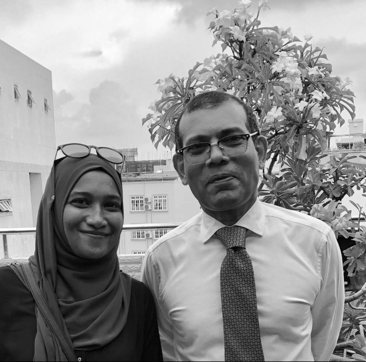 އެމް.ޑީ.ޕީގެ ޗެއަރޕާސަންކަމަށް މުޙައްމަދު ނަޝީދު (އަންނި)✅
މިފަހަރުވެސް މިމީހާ އާއި އެކު💛
<a href="/MohamedNasheed/">Mohamed Nasheed</a> 

#AnniForMDPCP
#BoduBadhalu
#VoteAnni
