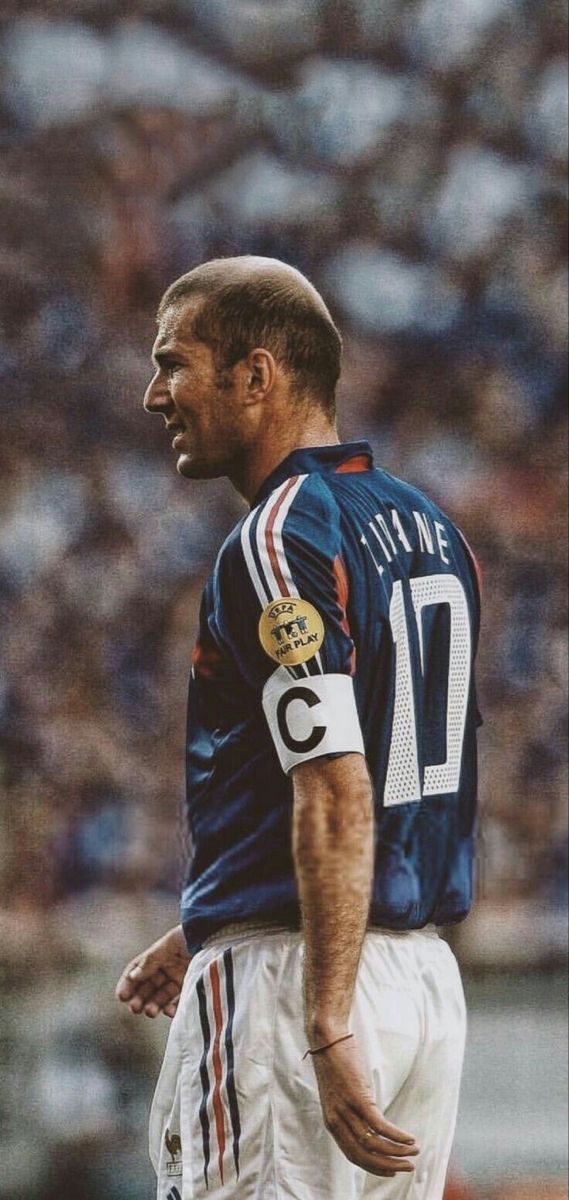 lynxchizzy's tweet image. Iconic wallpaper 
#Zidane #France